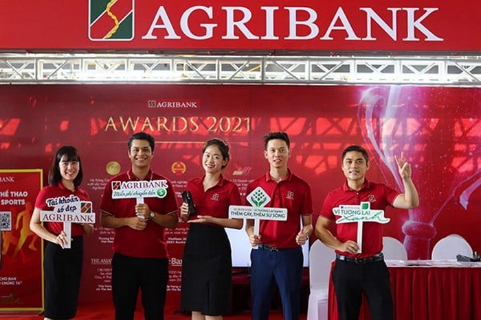 Áo thun nhân viên ngân hàng Agribank