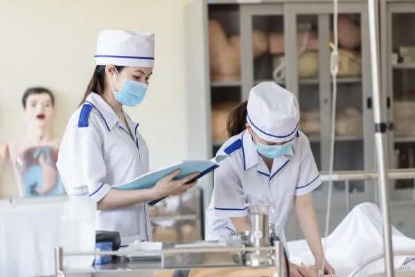 đồng phục y tế