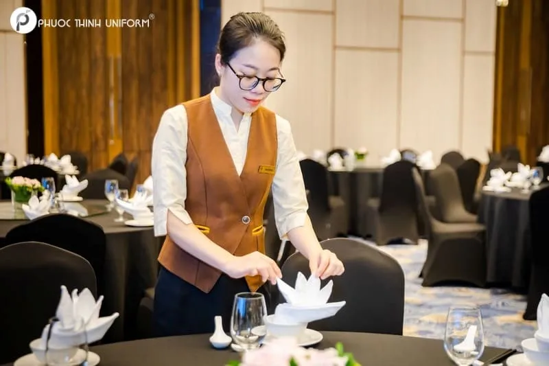 đồng phục khách sạn Mường Thanh