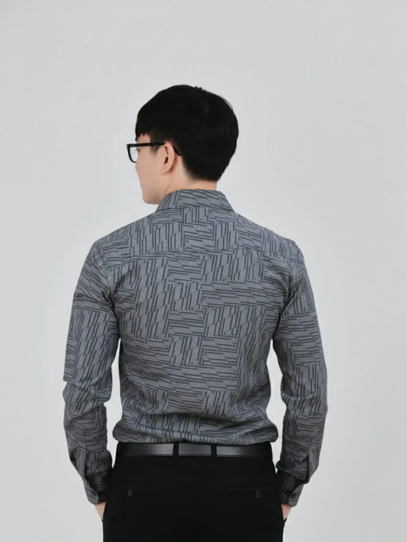 Áo sơ mi đồng phục màu đen phối họa tiết sọc Áo sơ mi đồng phục