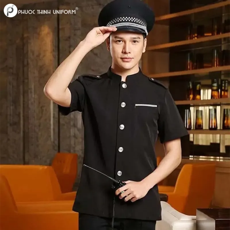 Đồng phục bellman nên có nhiều túi để đựng các vật dụng cần thiết