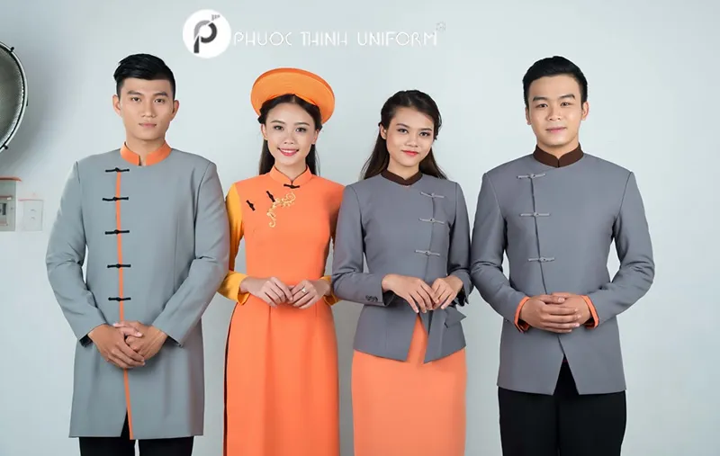 Áo Dài truyền thống - mẫu đồng phục lễ tân phổ biến tại nhiều nhà hàng