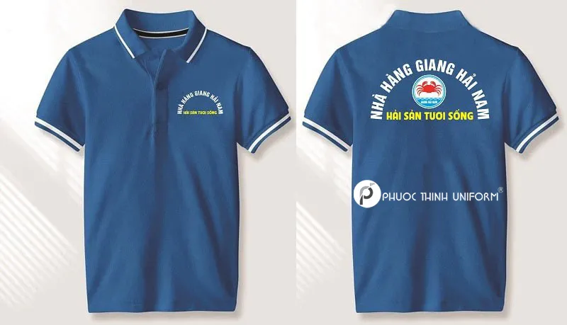 Mẫu đồng phục nhà hàng nên in hoặc thêu tên thương hiệu, logo, slogan để gây ấn tượng với khách hàng