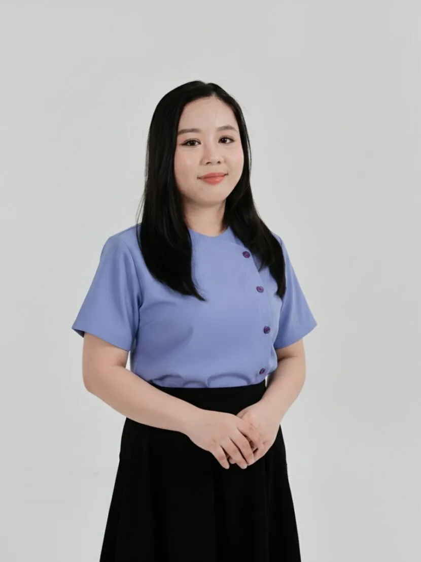 Đồng phục áo spa màu xanh dương nhạt - 13