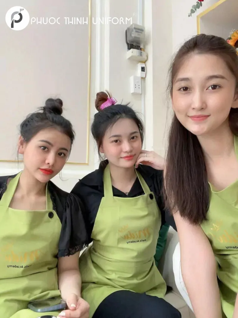 Tạp dề nail - 62 Tạp dề nail xanh lá, mát mẻ và thư giãn