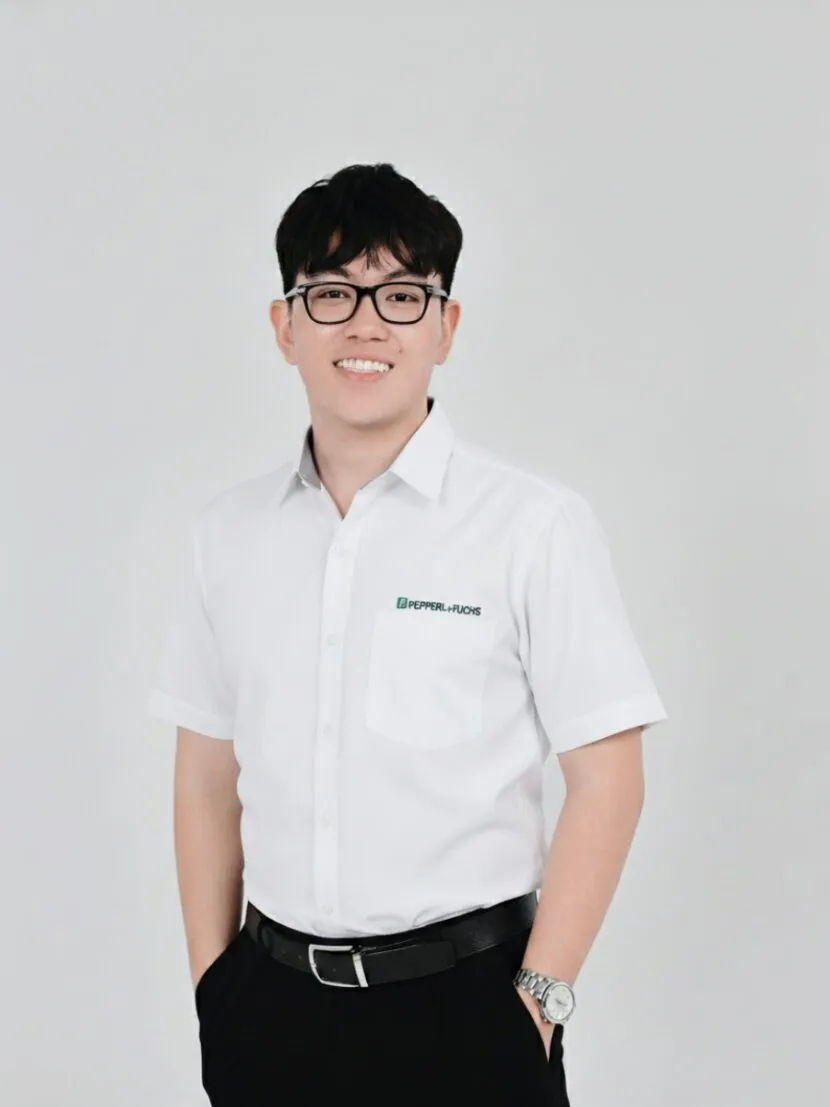 Áo sơ mi đồng phục công ty Pepper Fuchs Áo sơ mi đồng phục công ty Pepper Fuchs