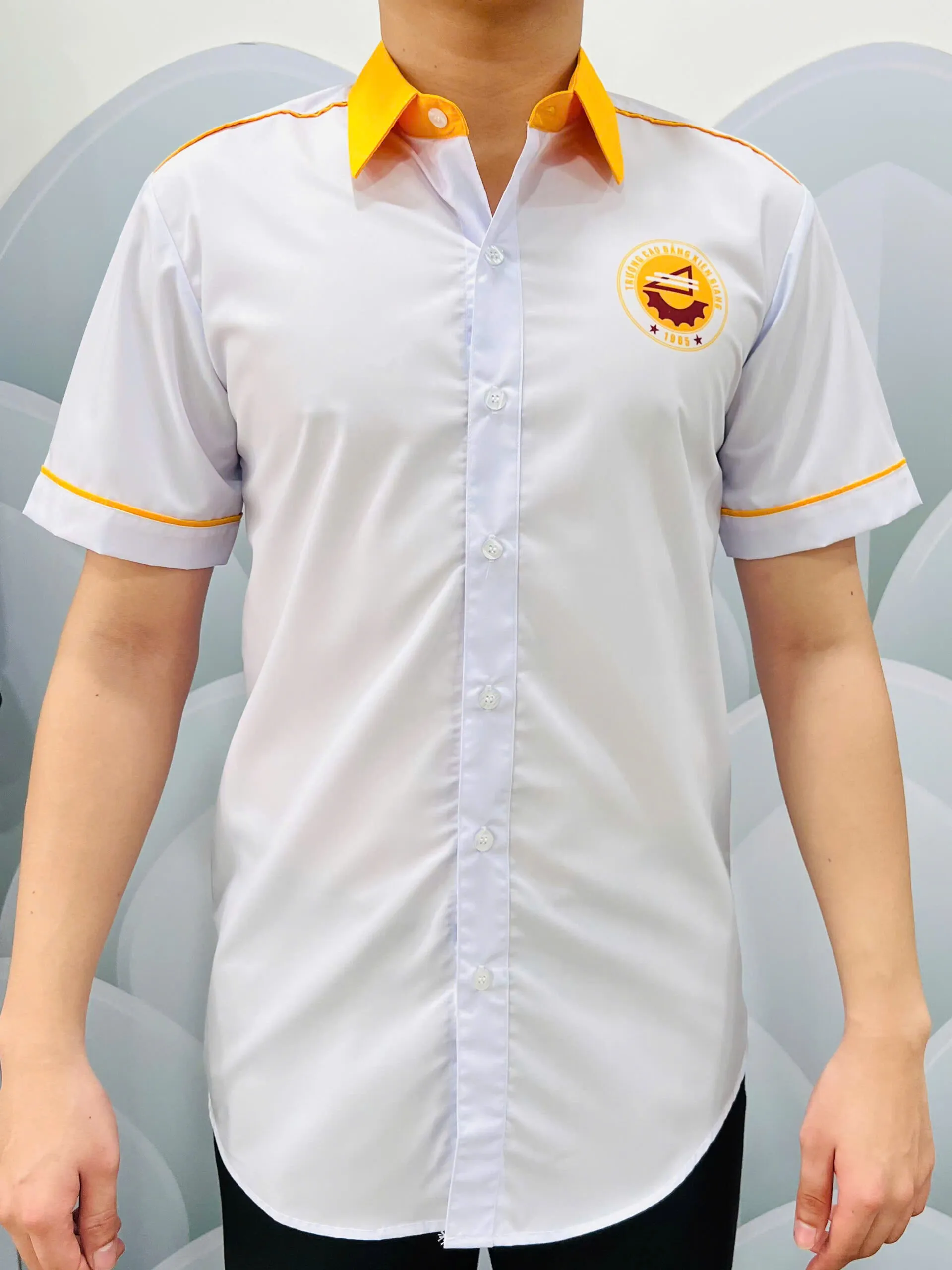 Áo sơ mi đồng phục Trường Cao đẳng Kiên Giang Áo sơ mi đồng phục