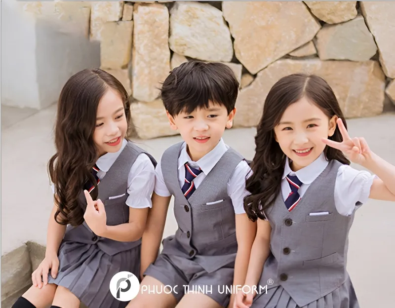 đồng phục học sinh tiểu học