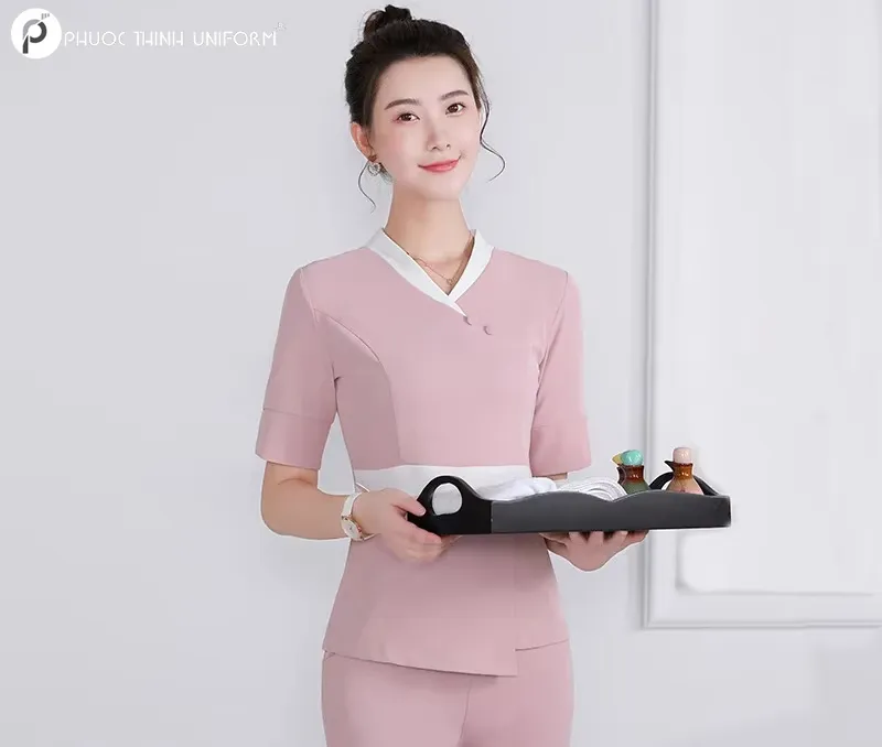 Gợi ý top 10 mẫu đồng phục spa màu hồng trẻ trung đồng phục spa màu hồng