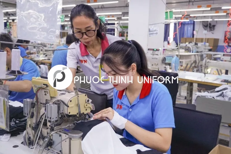 Đồng phục bảo hộ lao động 04 Mẫu đồng phục công nhân phân cấp bậc vị trí trong xưởng may