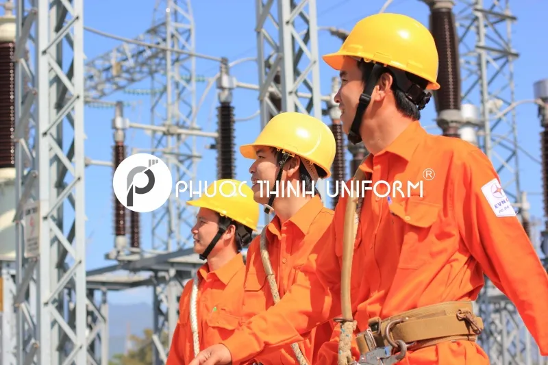 Đồng phục bảo hộ lao động 04 Mẫu đồng phục công nhân bảo vệ tốt cho người lao động