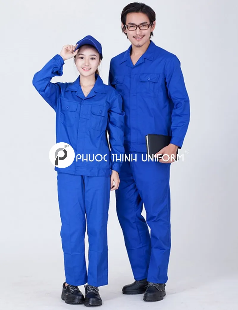 Đồng phục bảo hộ lao động 04 Chất liệu vải may đồng phục công nhân cần đảm bảo độ bền thấm hút mồ hôi tốt