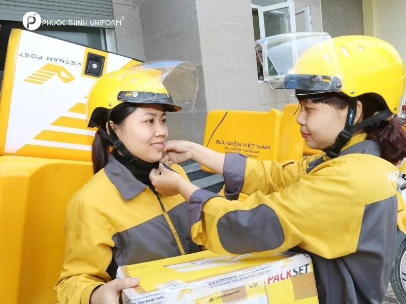 Top 5 mẫu áo đồng phục màu vàng đẹp, nổi bật áo đồng phục màu vàng