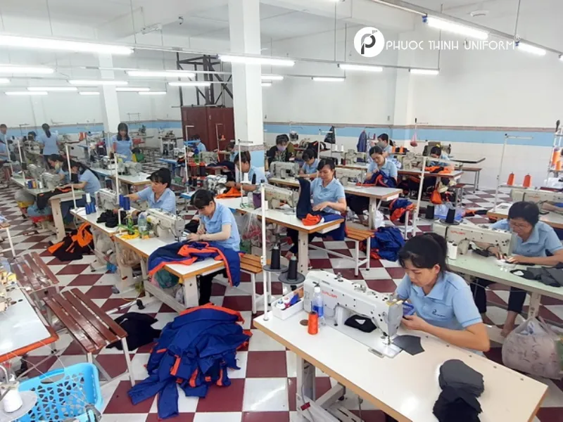 Top 9 mẫu áo đồng phục màu xanh dương xu hướng áo đồng phục màuxanh dương