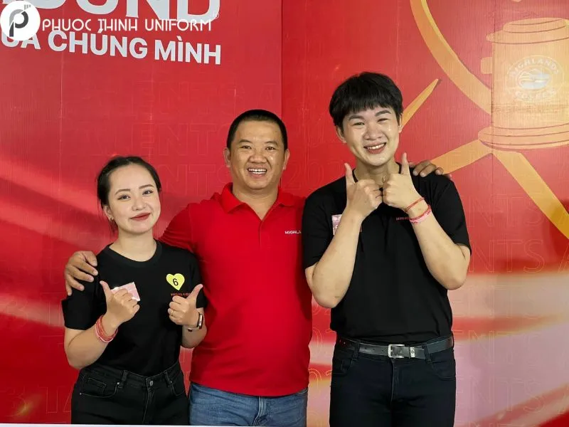 Đồng phục Highlands Coffee tươi trẻ, chuyên nghiệp & năng động Đồng phục Highlands Coffee