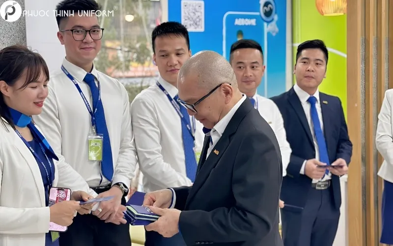 Đồng phục ngân hàng ACB: Thanh lịch, hiện đại và cuốn hút đồng phục ngân hàng acb