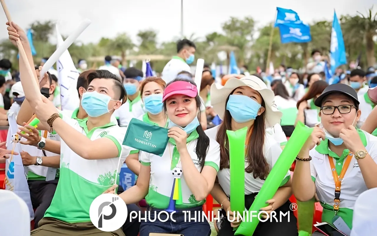 đồng phục bất động sản