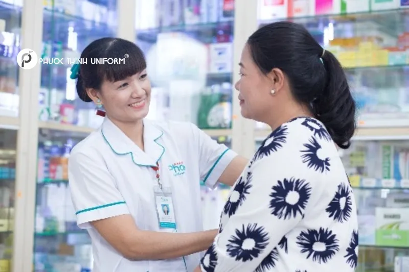 15+ mẫu đồng phục dược sĩ bệnh viện đẹp, chuyên nghiệp đồng phục dược sĩ