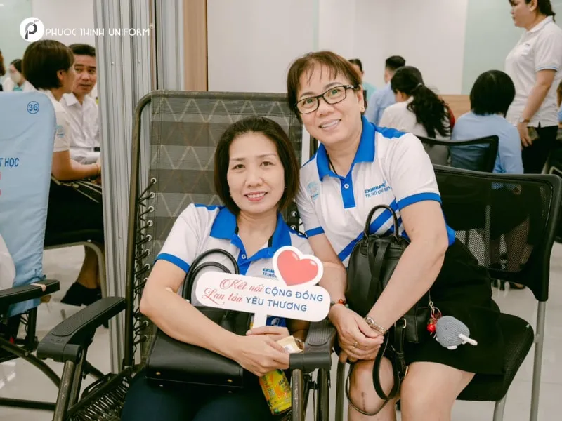 10+ mẫu đồng phục Eximbank cuốn hút và chuyên nghiệp Áo thun đồng phục Eximbank mang đến sự thoải mái cho người mặc khi tham gia các sự kiện