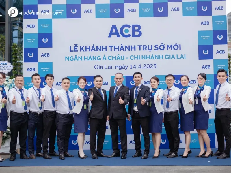 đồng phục ngân hàng