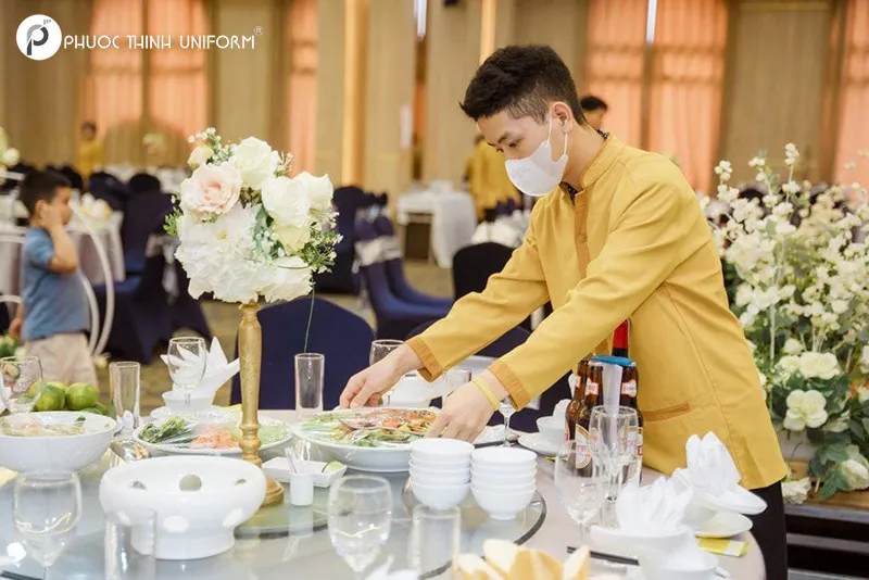 Đồng phục nhà hàng tiệc cưới: Tham khảo các tiêu chí và các mẫu đồng phục sang trọng đồng phục nhà hàng tiệc cưới