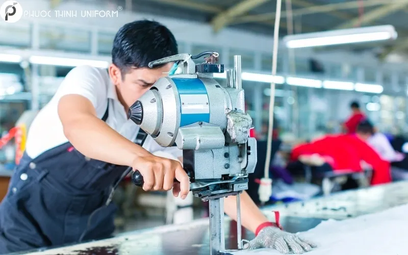 10+ mẫu đồng phục SHB chuyên nghiệp cho nhân viên ngân hàng đồng phục shb