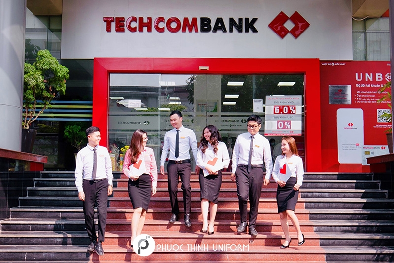 đồng phục techcombank