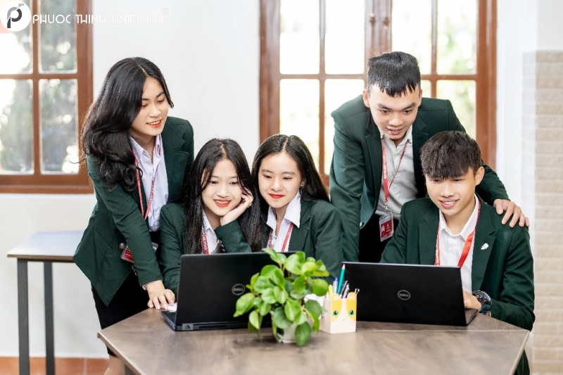 áo khoác các trường đại học