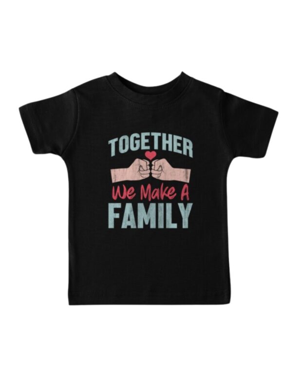 Áo Nhóm Màu Đen “We Make A Family”