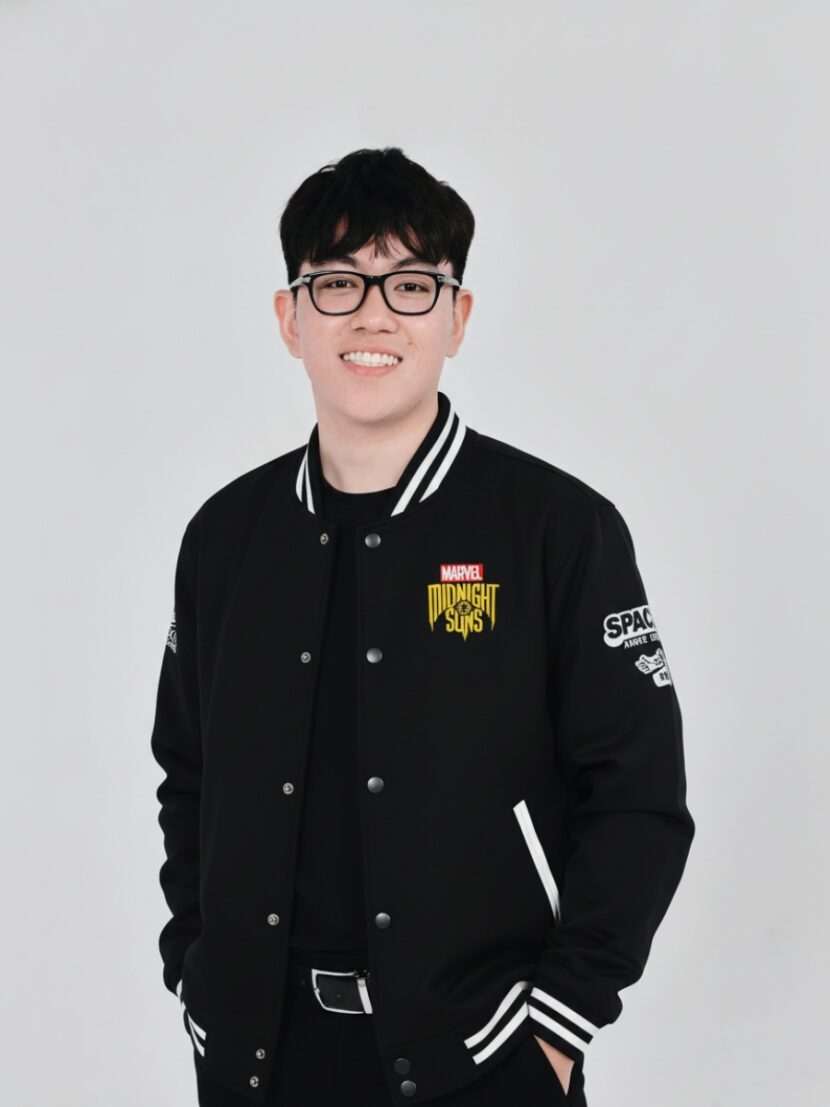 Áo khoác đồng phục màu đen phối sọc trắng - 17