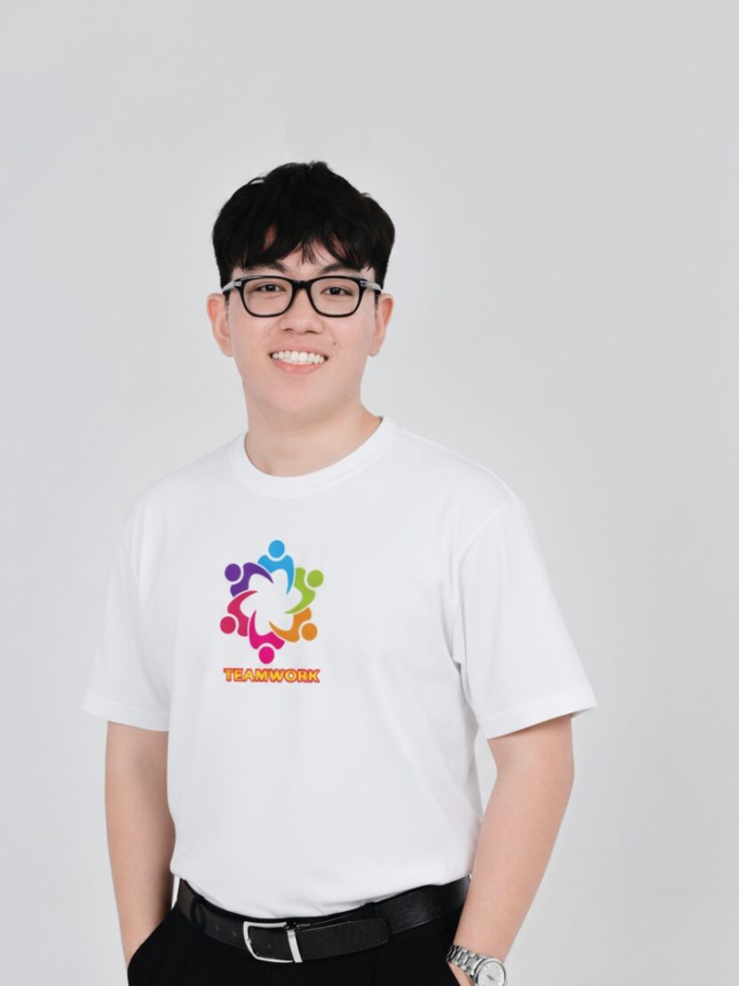 Áo team building trắng in họa tiết chữ "TEAMWORK" - 25