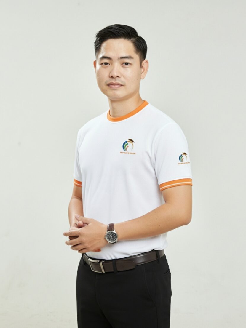 Áo team building màu trắng phối sọc vàng - 11