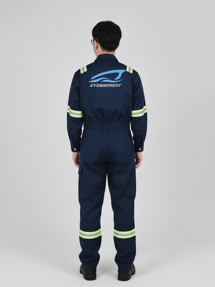 Đồng phục bảo hộ lao động màu xanh đen phối sọc phản quang - 6 Đồng phục bảo hộ lao động màu xanh đen phối sọc phản quang – 6