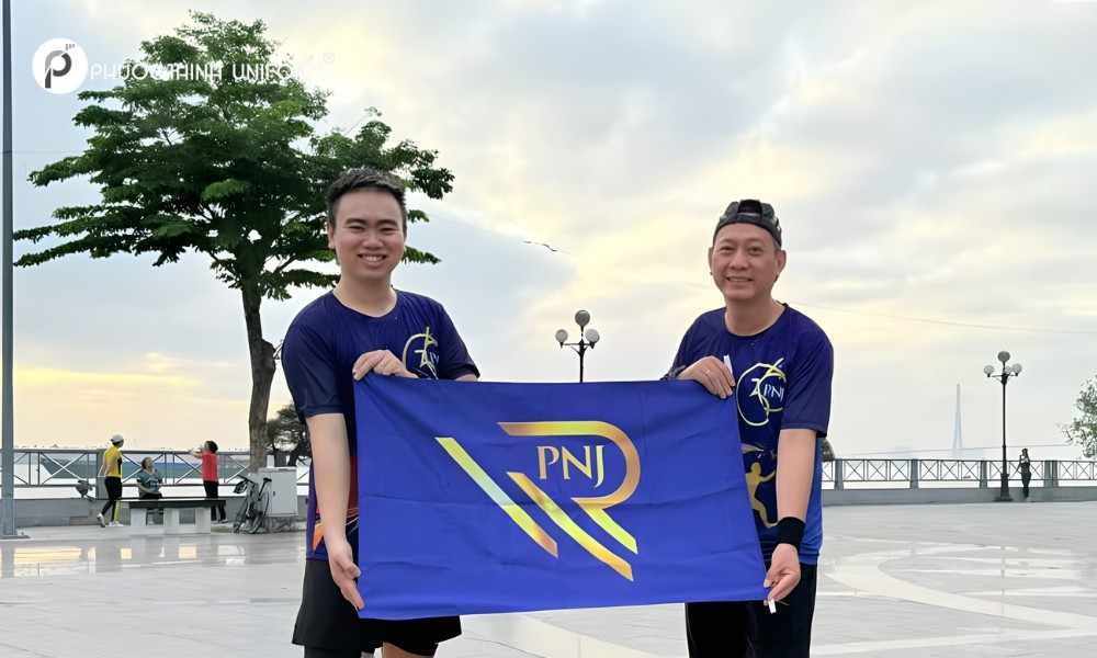 đồng phục PNJ