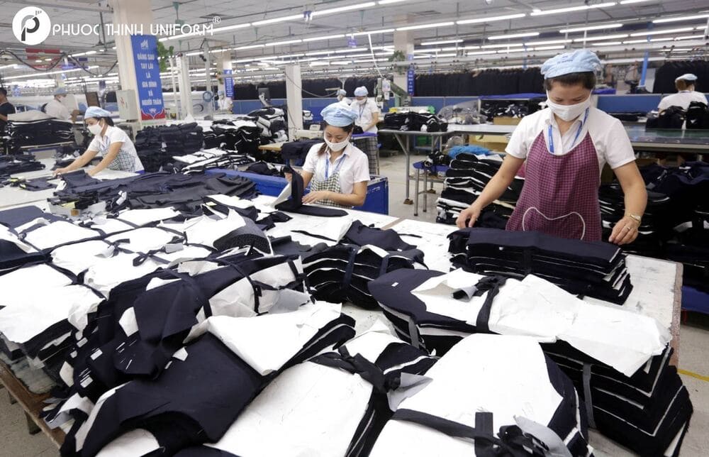 Áo thun công nhân