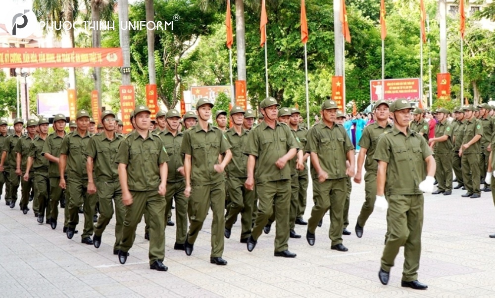 quần áo bảo vệ dân phố