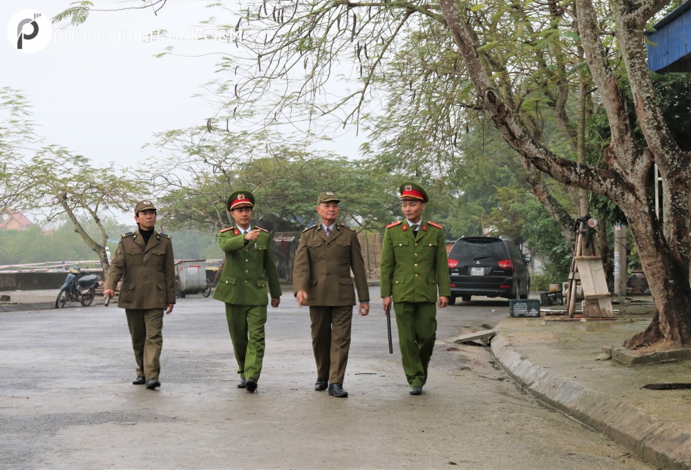 quần áo bảo vệ dân phố